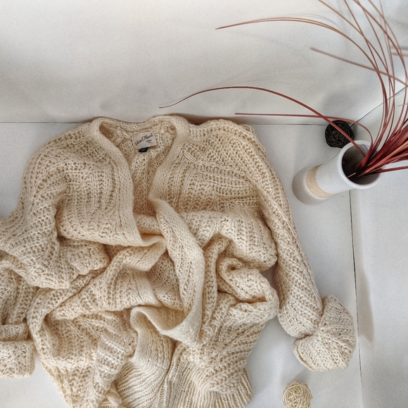 Cream Merino Woolie - Picture 2 of 2